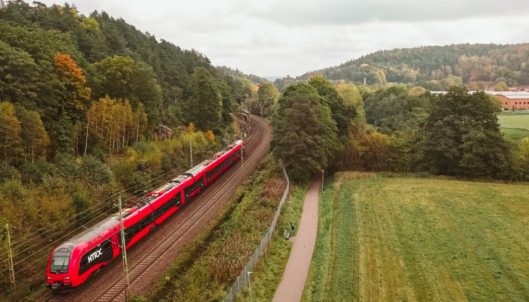 MTRX utökar antalet avgångar under vårens mest intensiva reseperioder. Foto: Johan Dirfors